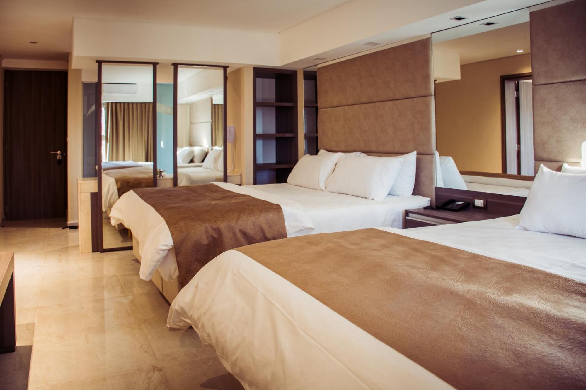 Eleton Resort & Spa Villa Carlos Paz Pokoj fotografie